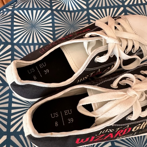 Harry Potter themed shoes! Like new - Picture 5 of 7